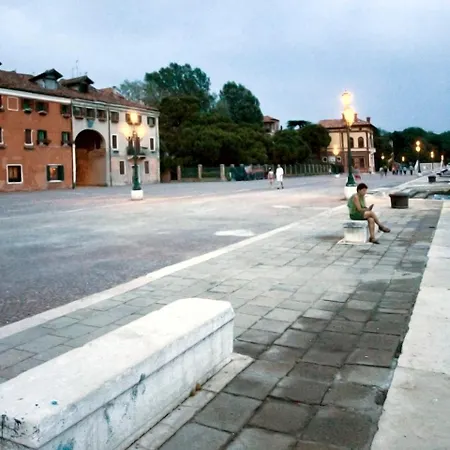 Romantico Con Vista Giardini Biennale Veneza